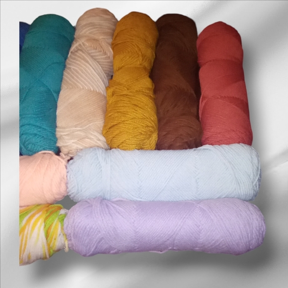 Yarn Lot of 16 Pieces - Picture 4 of 4